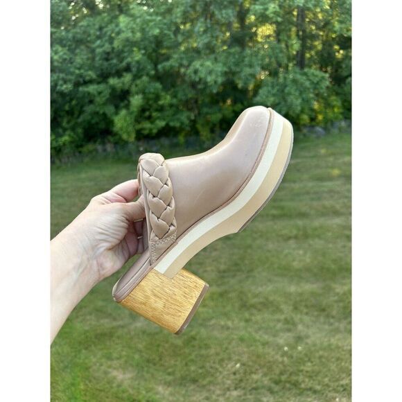 Bernardo Sand Brown Leather Braided Heeled Clogs Saffia 8.5 M New Mule - Picture 2 of 13